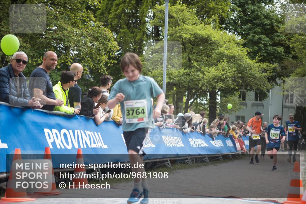 09.05.2026 - Störlauf H.Heesch http://msf.ph/oto/9681908 09.05.2026 17:35:06 Ziel 3764, 288, 3758, 2977 meine-sportfotos.de