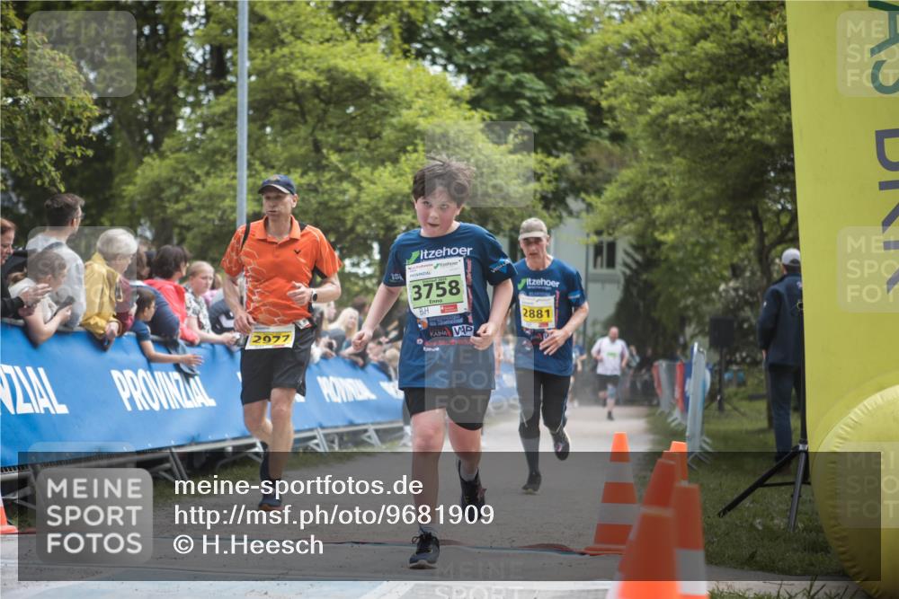 09.05.2026 - Störlauf H.Heesch http://msf.ph/oto/9681909 09.05.2026 17:35:09 Ziel 2977, 2026, 3758, 2881 meine-sportfotos.de