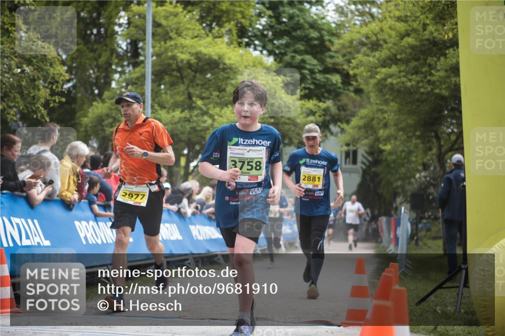 09.05.2026 - Störlauf H.Heesch http://msf.ph/oto/9681910 09.05.2026 17:35:09 Ziel 2026, 3758, 2977, 2881 meine-sportfotos.de