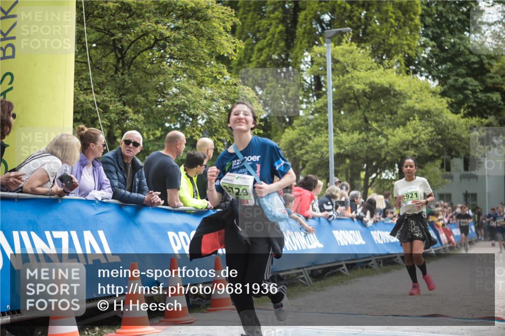 09.05.2026 - Störlauf H.Heesch http://msf.ph/oto/9681936 09.05.2026 17:35:28 Ziel 729, 921 meine-sportfotos.de