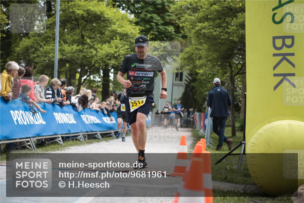 09.05.2026 - Störlauf H.Heesch http://msf.ph/oto/9681961 09.05.2026 17:36:03 Ziel 17, 201, 2513 meine-sportfotos.de