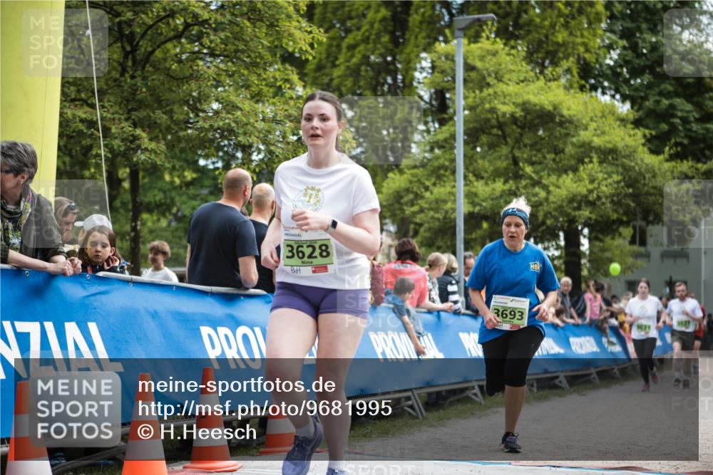 09.05.2026 - Störlauf H.Heesch http://msf.ph/oto/9681995 09.05.2026 17:36:46 Ziel 3628, 3693, 3631 meine-sportfotos.de