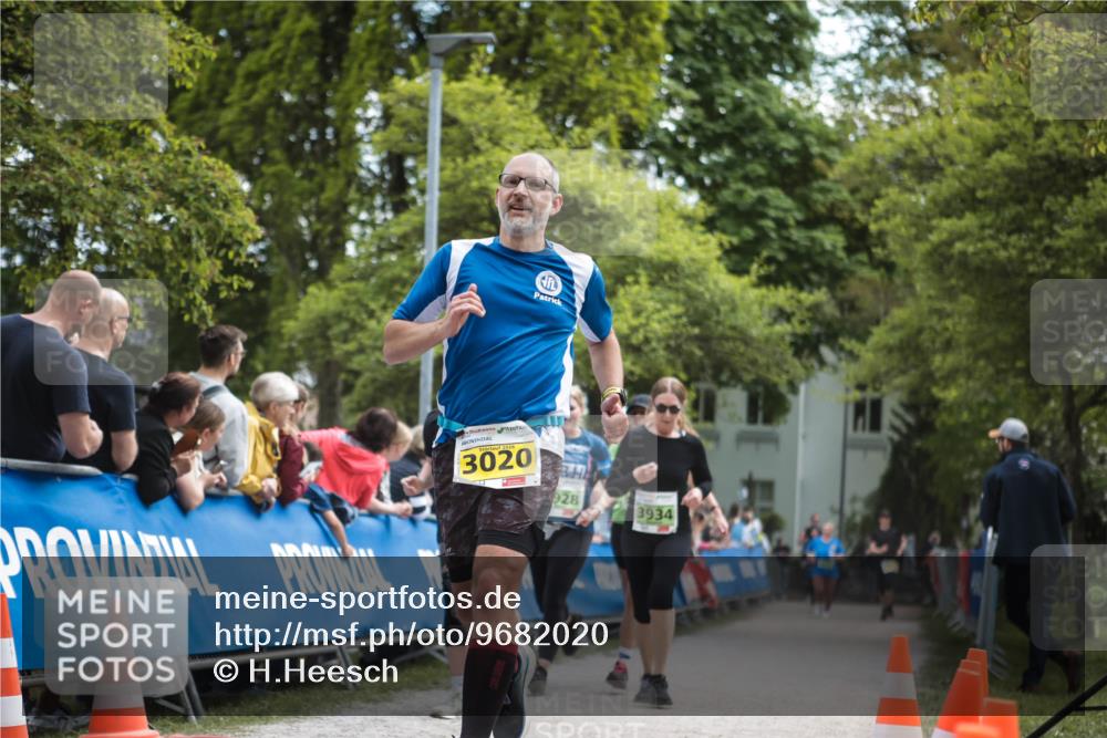 09.05.2026 - Störlauf H.Heesch http://msf.ph/oto/9682020 09.05.2026 17:37:12 Ziel 3020, 928, 3934 meine-sportfotos.de