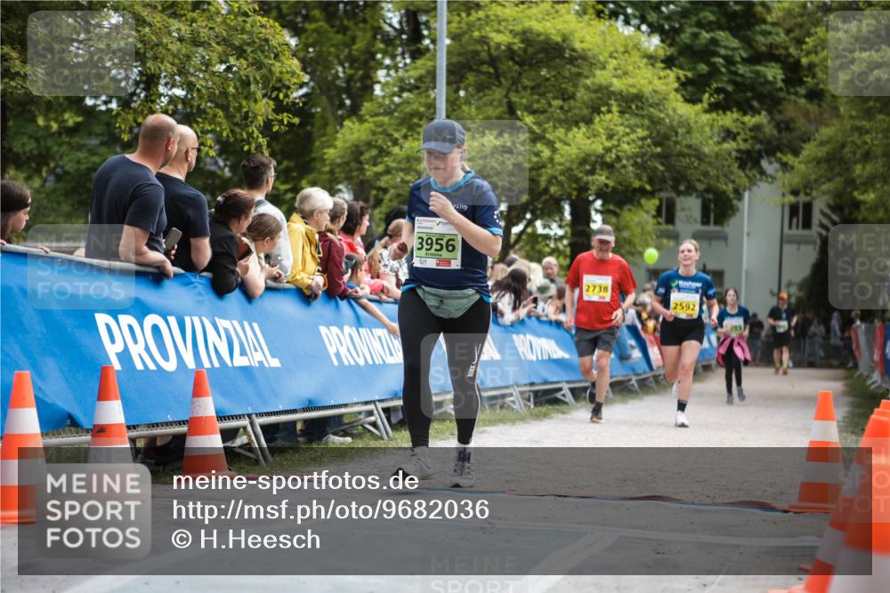 09.05.2026 - Störlauf H.Heesch http://msf.ph/oto/9682036 09.05.2026 17:37:38 Ziel 3956, 2738, 2592 meine-sportfotos.de