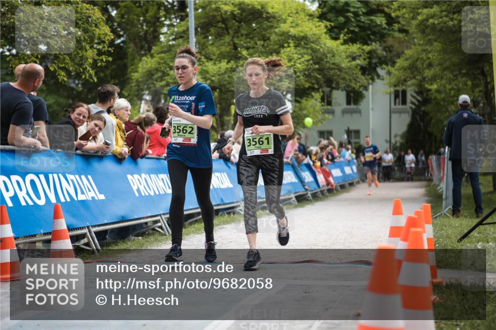 09.05.2026 - Störlauf H.Heesch http://msf.ph/oto/9682058 09.05.2026 17:38:08 Ziel 3562, 1922, 3561 meine-sportfotos.de