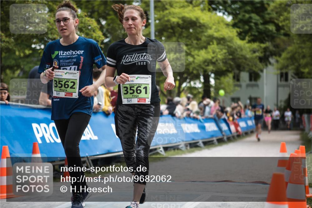 09.05.2026 - Störlauf H.Heesch http://msf.ph/oto/9682062 09.05.2026 17:38:09 Ziel 2026, 3562, 1922, 2026, 3561 meine-sportfotos.de