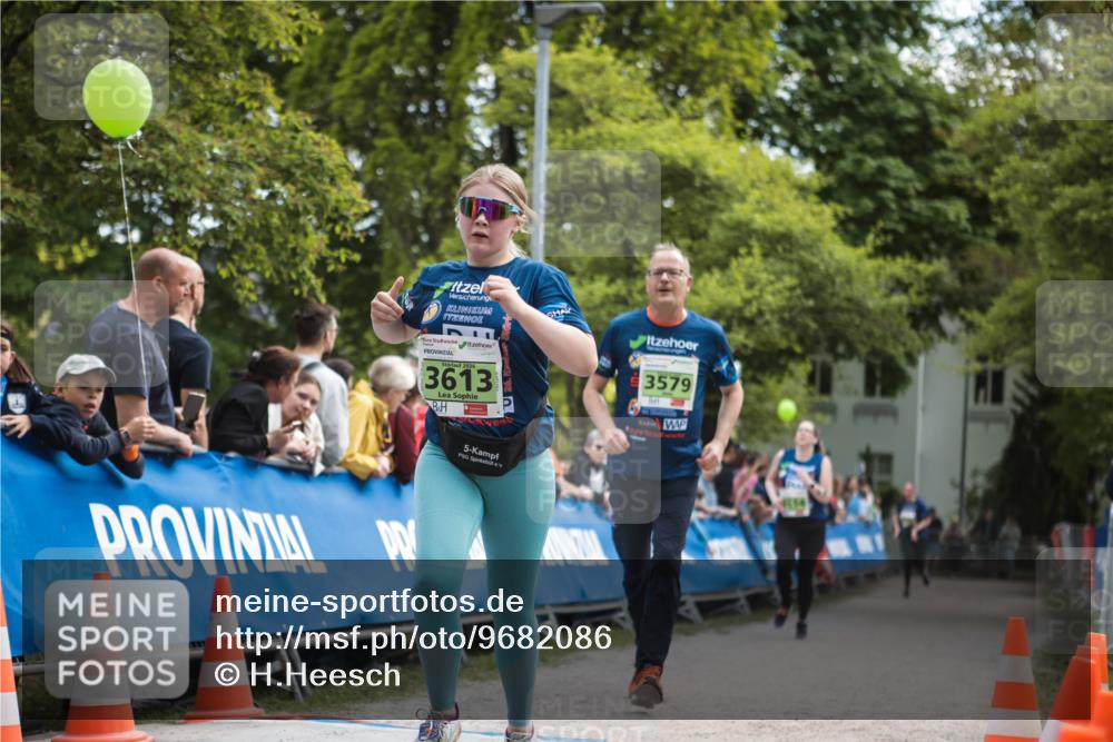 09.05.2026 - Störlauf H.Heesch http://msf.ph/oto/9682086 09.05.2026 17:38:36 Ziel 3613, 5, 3579 meine-sportfotos.de