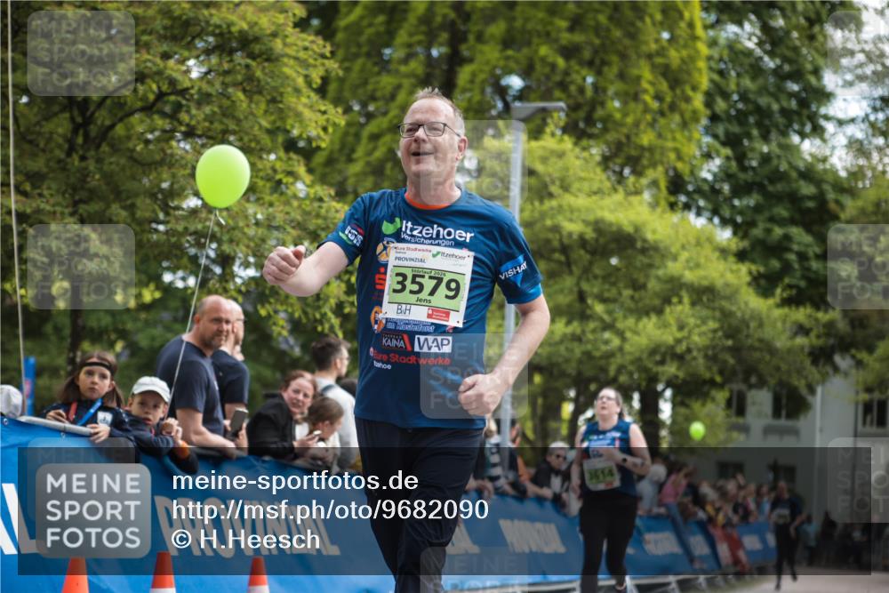 09.05.2026 - Störlauf H.Heesch http://msf.ph/oto/9682090 09.05.2026 17:38:37 Ziel 2026, 3579, 3614 meine-sportfotos.de