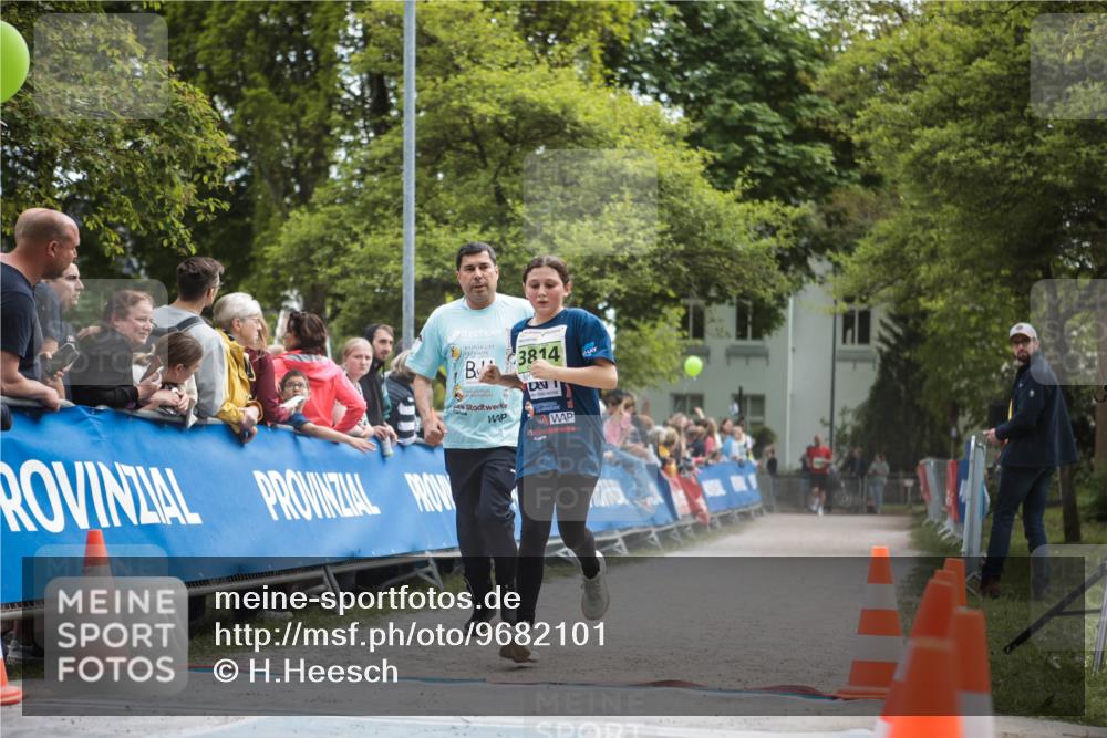 09.05.2026 - Störlauf H.Heesch http://msf.ph/oto/9682101 09.05.2026 17:38:51 Ziel 3814 meine-sportfotos.de