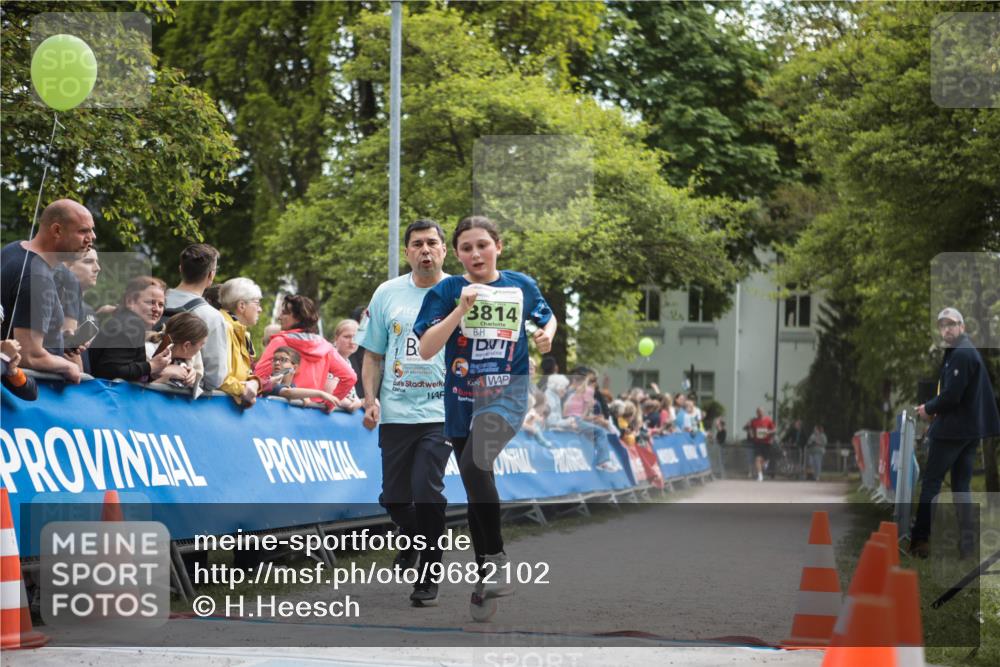 09.05.2026 - Störlauf H.Heesch http://msf.ph/oto/9682102 09.05.2026 17:38:51 Ziel 3814 meine-sportfotos.de
