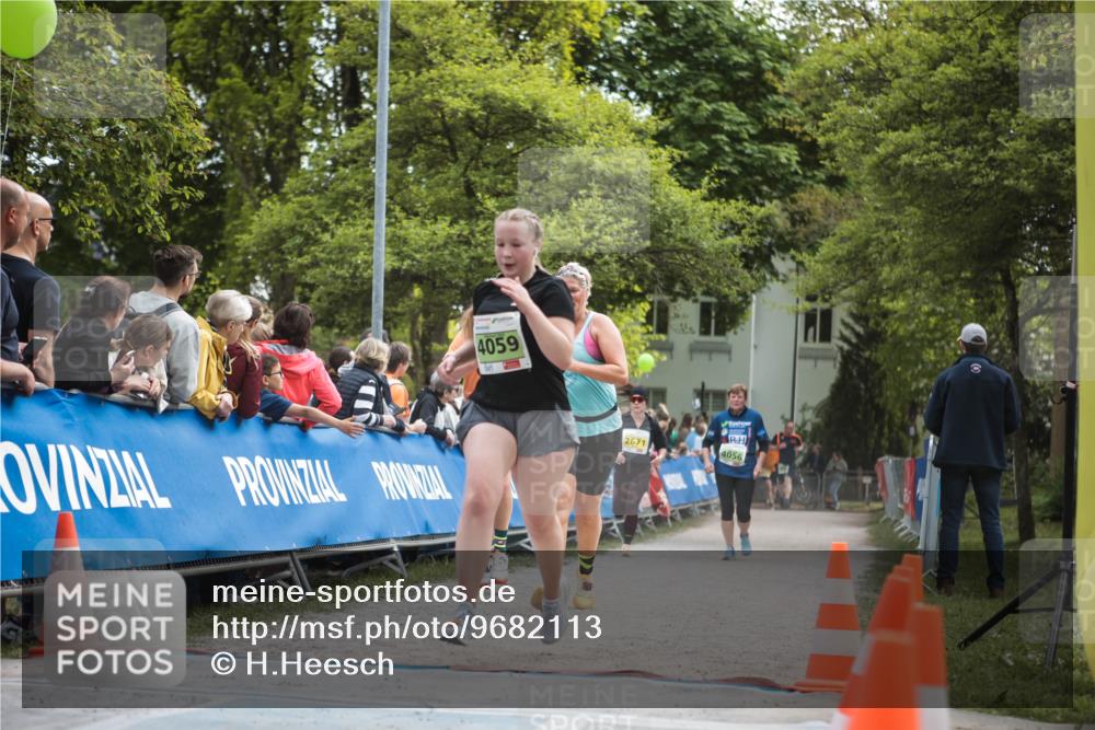 09.05.2026 - Störlauf H.Heesch http://msf.ph/oto/9682113 09.05.2026 17:39:09 Ziel 4059, 2671, 4056 meine-sportfotos.de