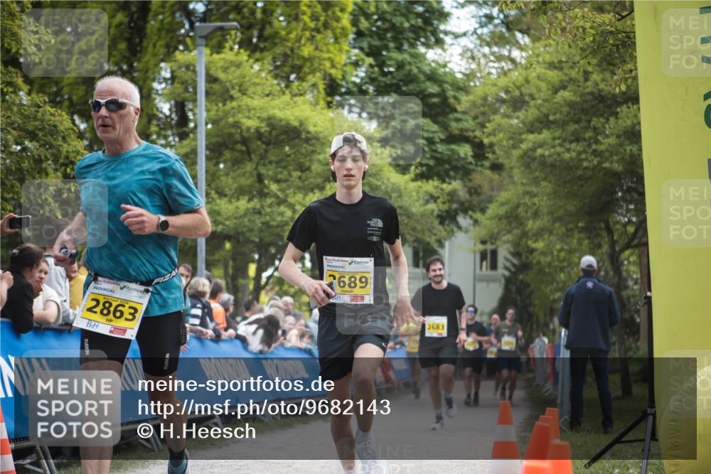 09.05.2026 - Störlauf H.Heesch http://msf.ph/oto/9682143 09.05.2026 17:39:34 Ziel 2863, 689, 2683 meine-sportfotos.de