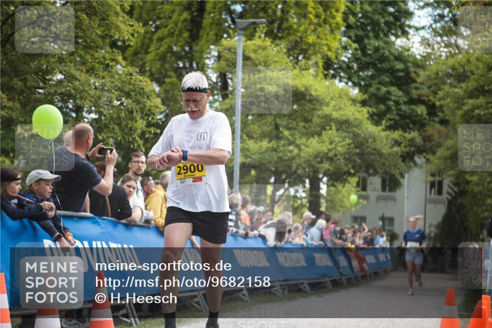 09.05.2026 - Störlauf H.Heesch http://msf.ph/oto/9682158 09.05.2026 17:39:44 Ziel 2900 meine-sportfotos.de