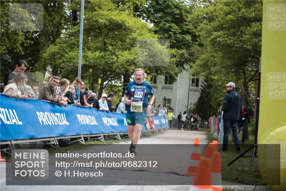 09.05.2026 - Störlauf H.Heesch http://msf.ph/oto/9682312 09.05.2026 17:44:21 Ziel 3566 meine-sportfotos.de