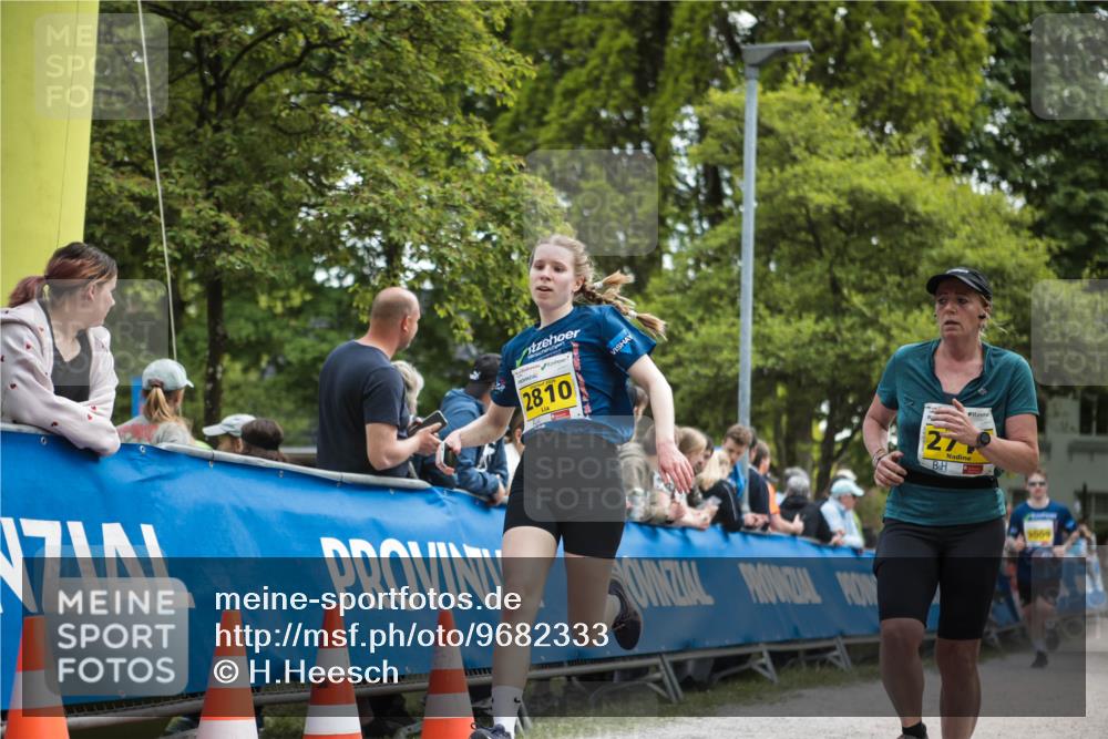 09.05.2026 - Störlauf H.Heesch http://msf.ph/oto/9682333 09.05.2026 17:45:20 Ziel 2810, 27, 3009 meine-sportfotos.de