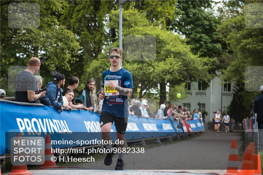 09.05.2026 - Störlauf H.Heesch http://msf.ph/oto/9682338 09.05.2026 17:45:23 Ziel 300 meine-sportfotos.de