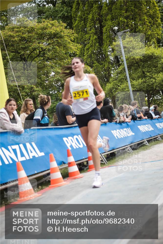 09.05.2026 - Störlauf H.Heesch http://msf.ph/oto/9682340 09.05.2026 17:45:30 Ziel 2571 meine-sportfotos.de