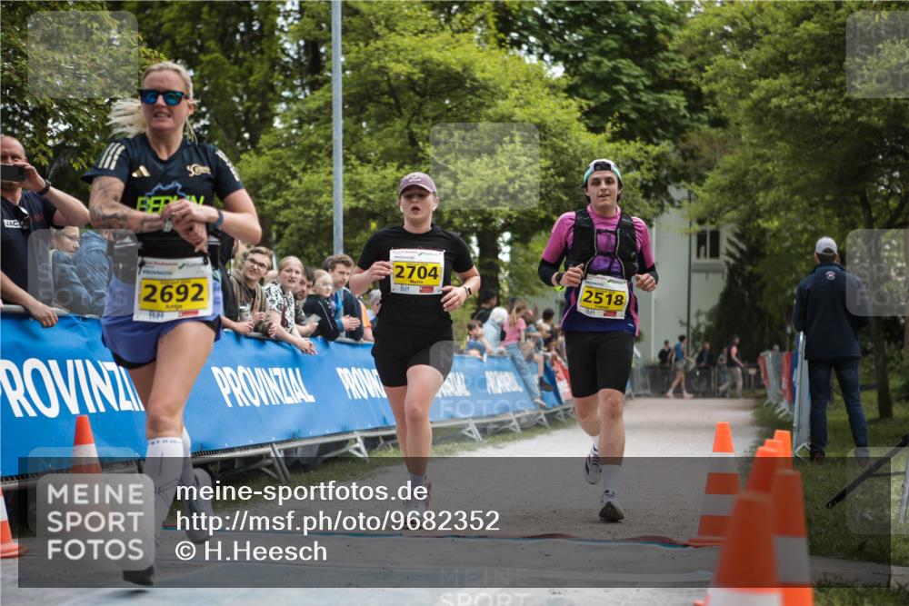 09.05.2026 - Störlauf H.Heesch http://msf.ph/oto/9682352 09.05.2026 17:45:44 Ziel 50, 2692, 2704, 2518 meine-sportfotos.de