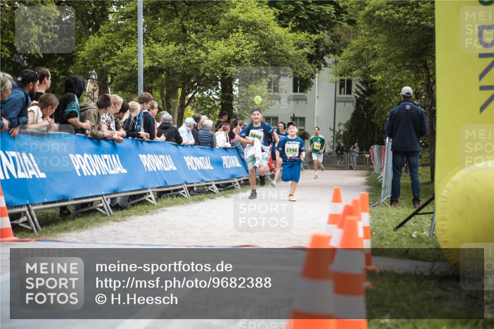 09.05.2026 - Störlauf H.Heesch http://msf.ph/oto/9682388 09.05.2026 17:47:22 Ziel 3800, 3796 meine-sportfotos.de