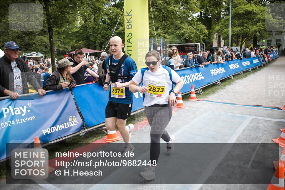 09.05.2026 - Störlauf H.Heesch http://msf.ph/oto/9682448 09.05.2026 17:48:59 Ziel 5524, 2878, 2823 meine-sportfotos.de