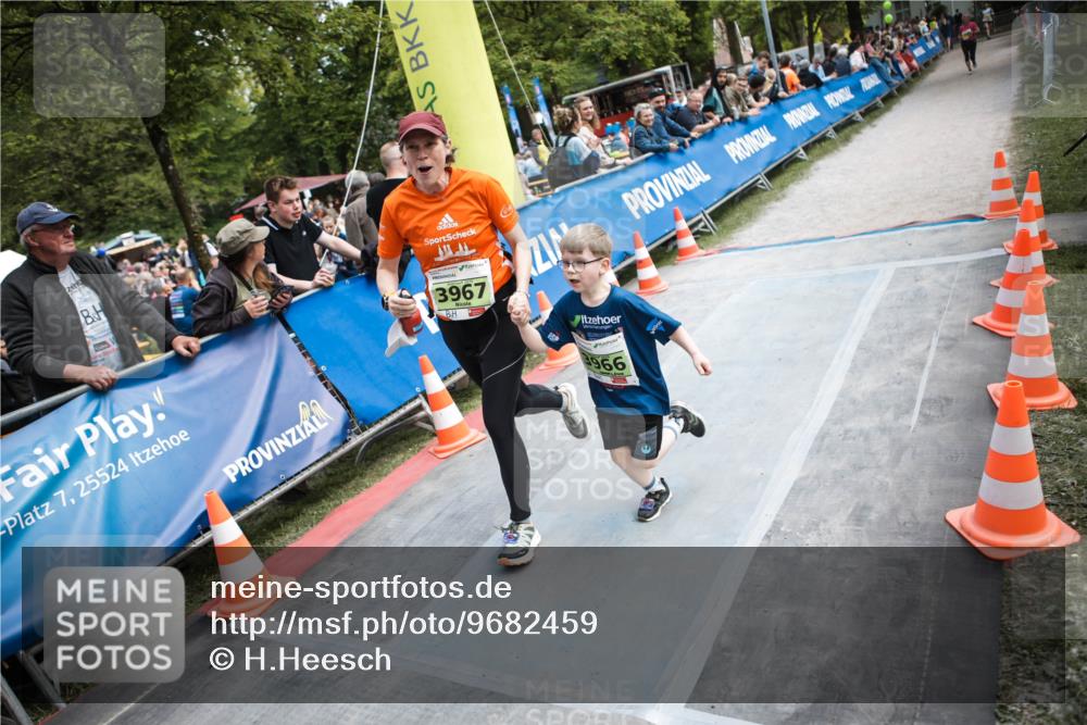 09.05.2026 - Störlauf H.Heesch http://msf.ph/oto/9682459 09.05.2026 17:49:16 Ziel 7, 25524, 3967, 966 meine-sportfotos.de