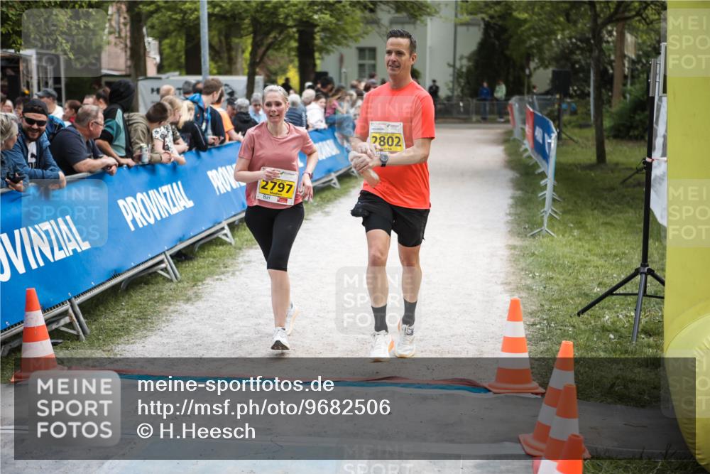 09.05.2026 - Störlauf H.Heesch http://msf.ph/oto/9682506 09.05.2026 17:50:30 Ziel 2797, 2802 meine-sportfotos.de