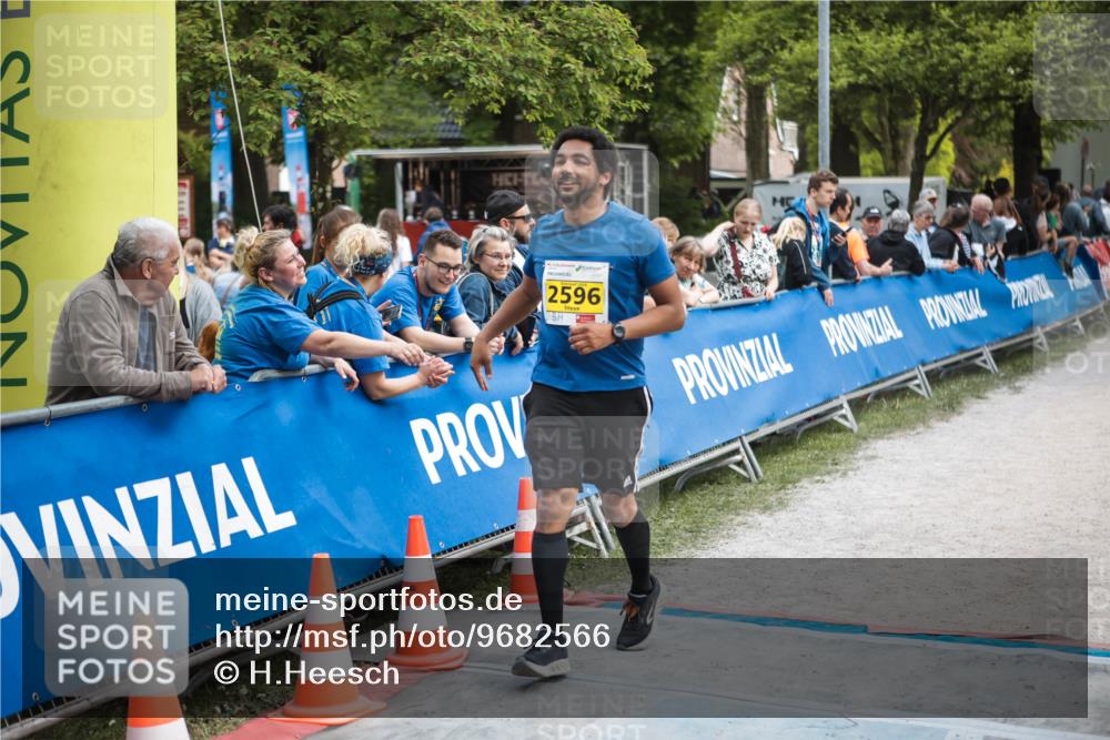 09.05.2026 - Störlauf H.Heesch http://msf.ph/oto/9682566 09.05.2026 17:55:00 Ziel 2596 meine-sportfotos.de