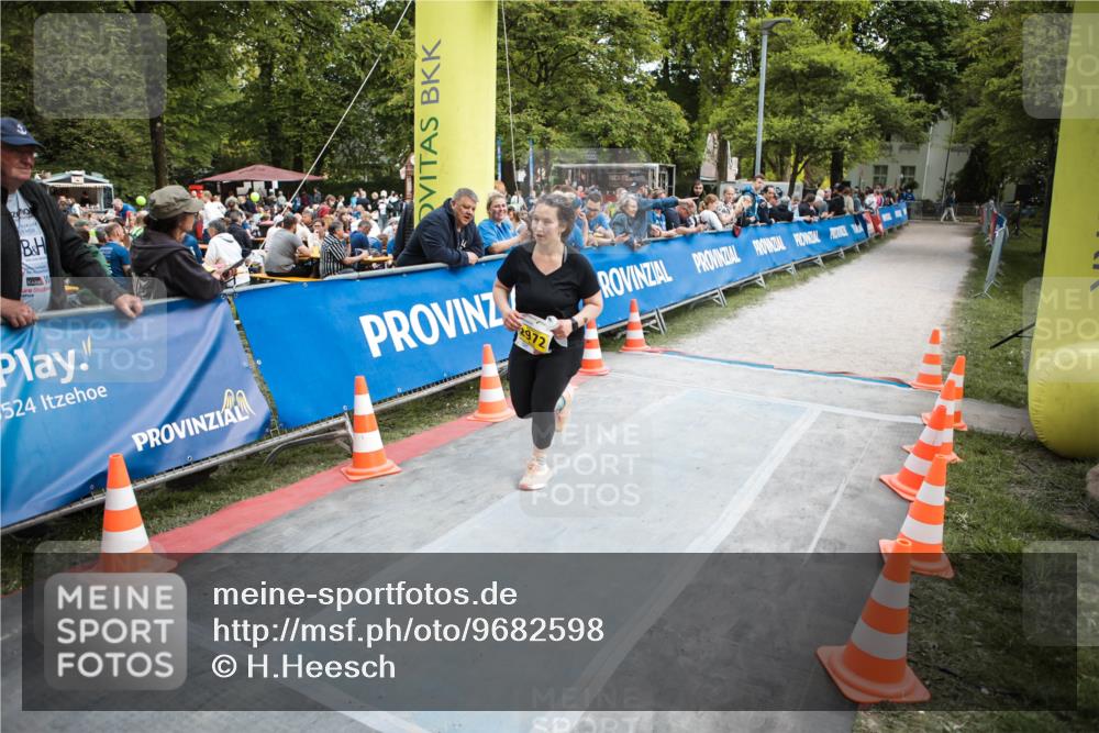 09.05.2026 - Störlauf H.Heesch http://msf.ph/oto/9682598 09.05.2026 17:57:15 Ziel 2010, 524, 2972 meine-sportfotos.de