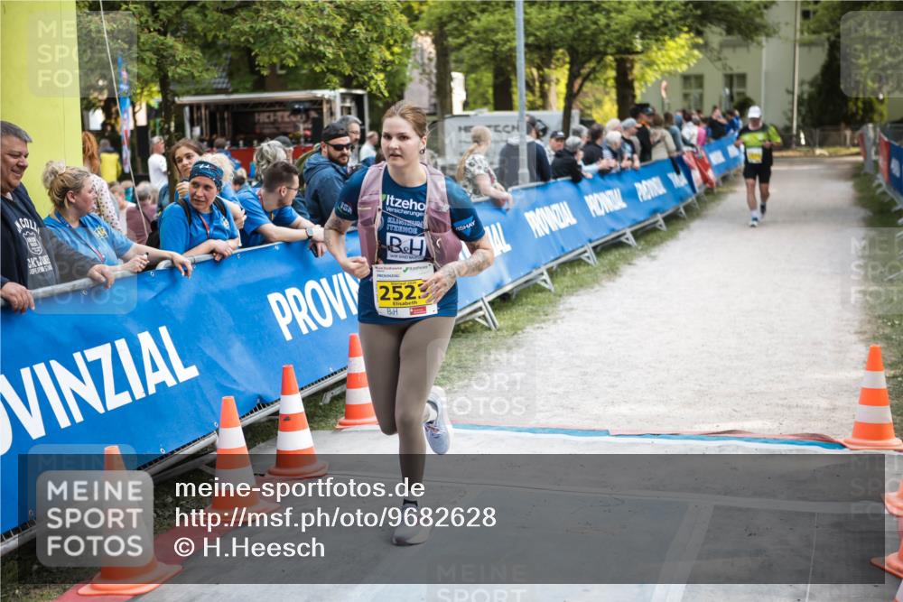 09.05.2026 - Störlauf H.Heesch http://msf.ph/oto/9682628 09.05.2026 17:59:48 Ziel 252 meine-sportfotos.de