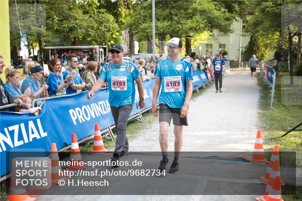 09.05.2026 - Störlauf H.Heesch http://msf.ph/oto/9682734 09.05.2026 18:09:49 Ziel 4193, 4183 meine-sportfotos.de
