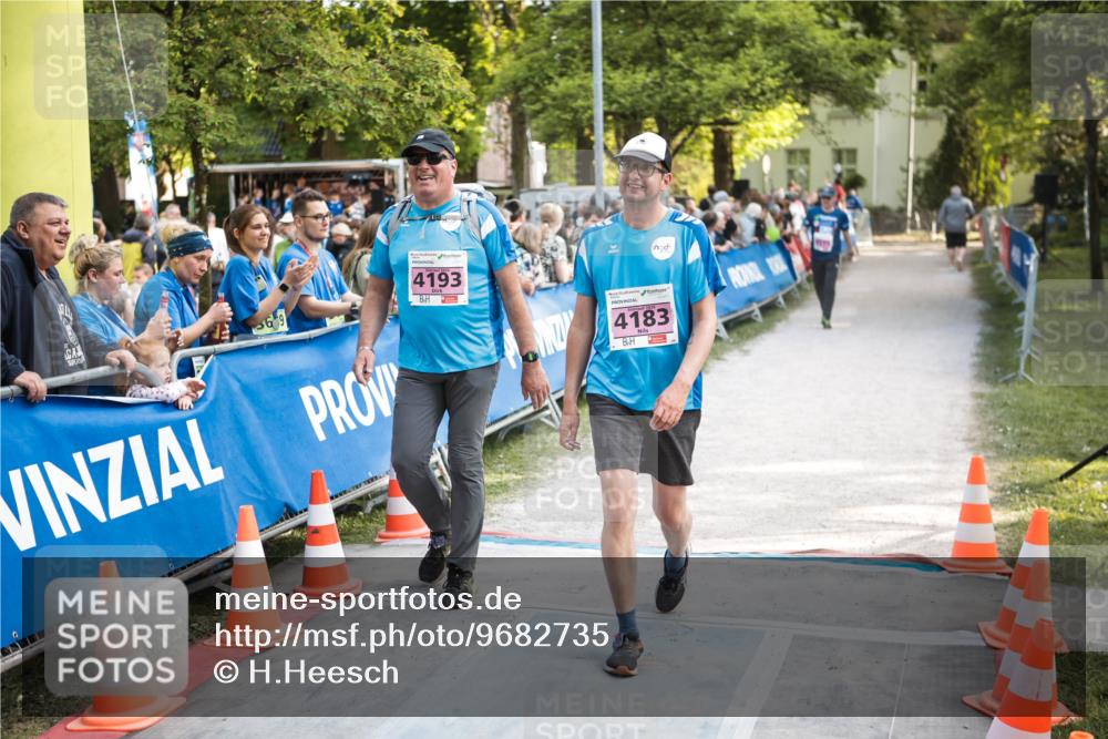 09.05.2026 - Störlauf H.Heesch http://msf.ph/oto/9682735 09.05.2026 18:09:49 Ziel 69, 4193, 4183 meine-sportfotos.de