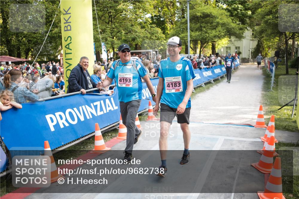 09.05.2026 - Störlauf H.Heesch http://msf.ph/oto/9682738 09.05.2026 18:09:50 Ziel 4193, 4183 meine-sportfotos.de