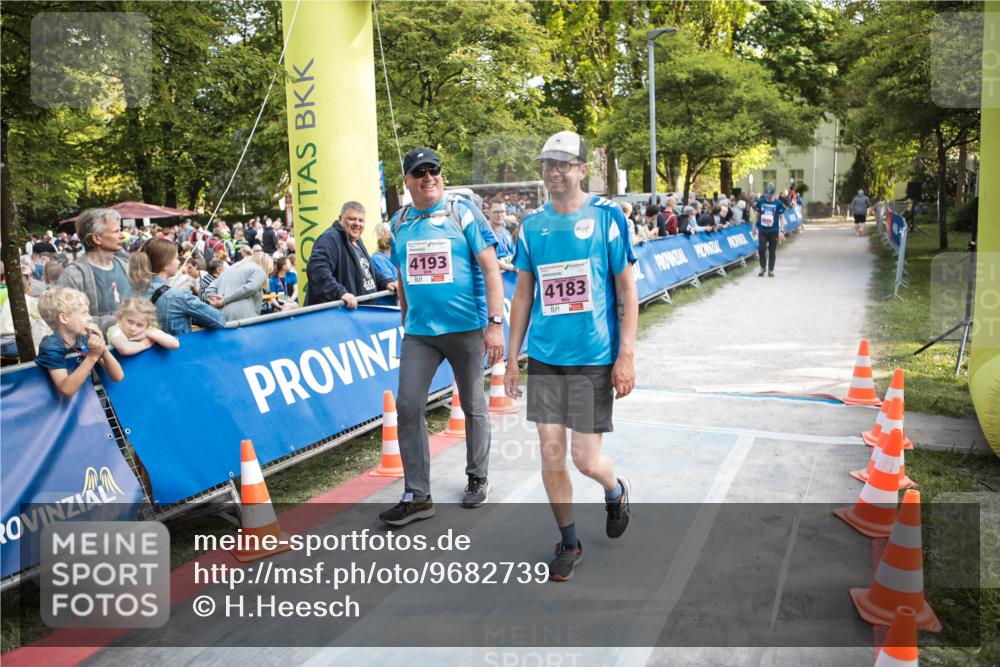 09.05.2026 - Störlauf H.Heesch http://msf.ph/oto/9682739 09.05.2026 18:09:50 Ziel 0, 4193, 4183 meine-sportfotos.de