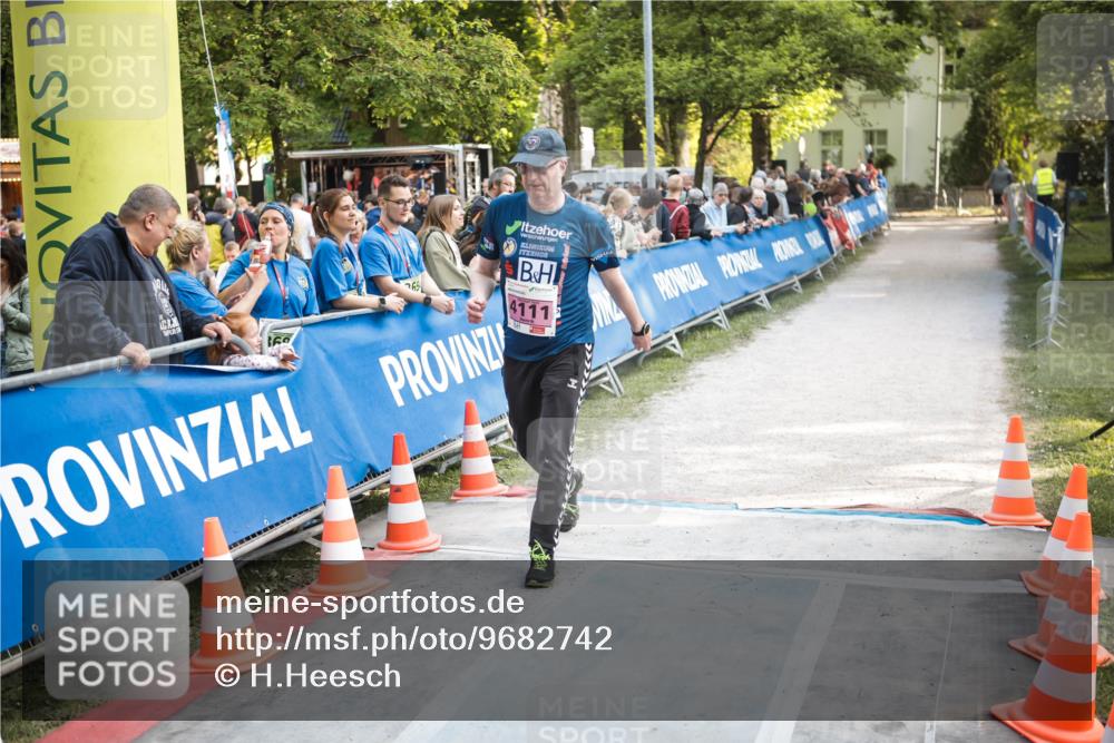 09.05.2026 - Störlauf H.Heesch http://msf.ph/oto/9682742 09.05.2026 18:09:56 Ziel 4111 meine-sportfotos.de