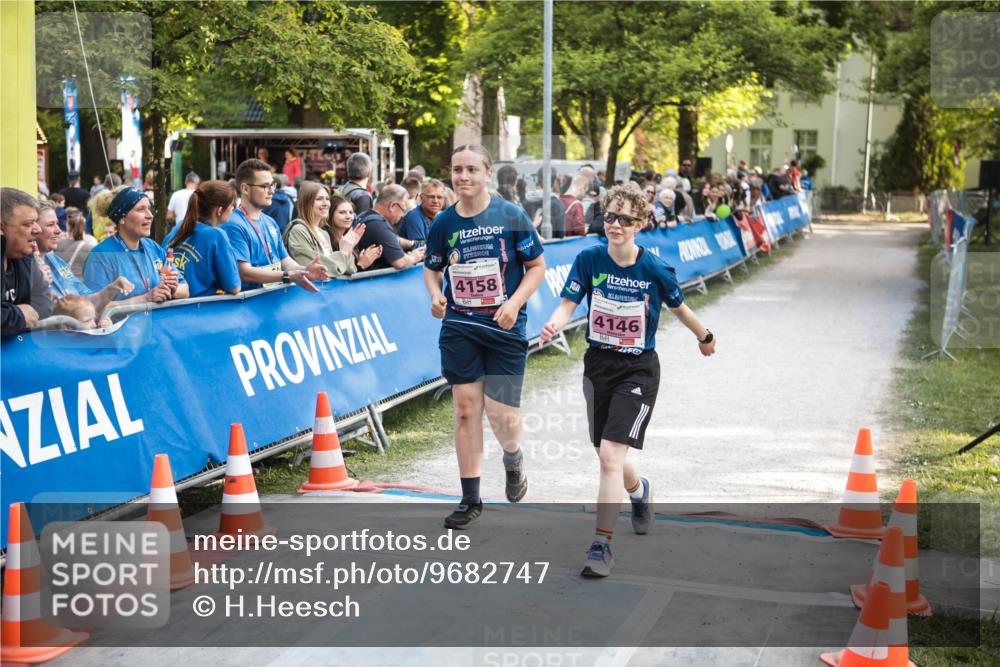 09.05.2026 - Störlauf H.Heesch http://msf.ph/oto/9682747 09.05.2026 18:10:36 Ziel 4158, 4146 meine-sportfotos.de