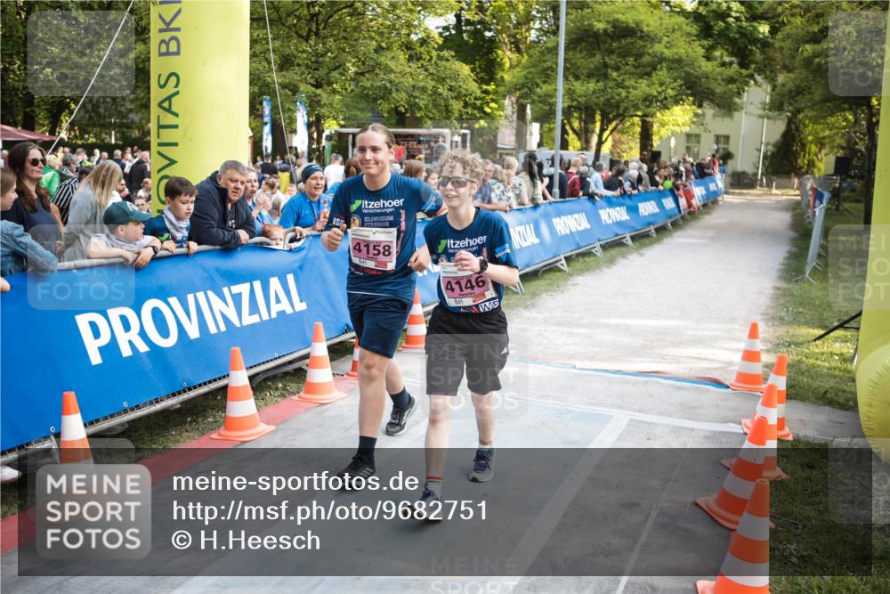 09.05.2026 - Störlauf H.Heesch http://msf.ph/oto/9682751 09.05.2026 18:10:37 Ziel 4158, 4146 meine-sportfotos.de