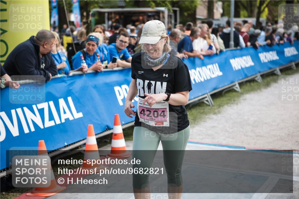 09.05.2026 - Störlauf H.Heesch http://msf.ph/oto/9682821 09.05.2026 18:14:01 Ziel 300, 2026, 4204 meine-sportfotos.de