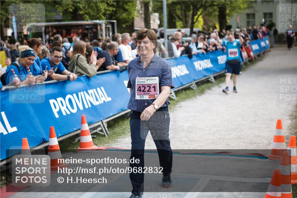 09.05.2026 - Störlauf H.Heesch http://msf.ph/oto/9682832 09.05.2026 18:14:25 Ziel 2026, 4221, 4172 meine-sportfotos.de