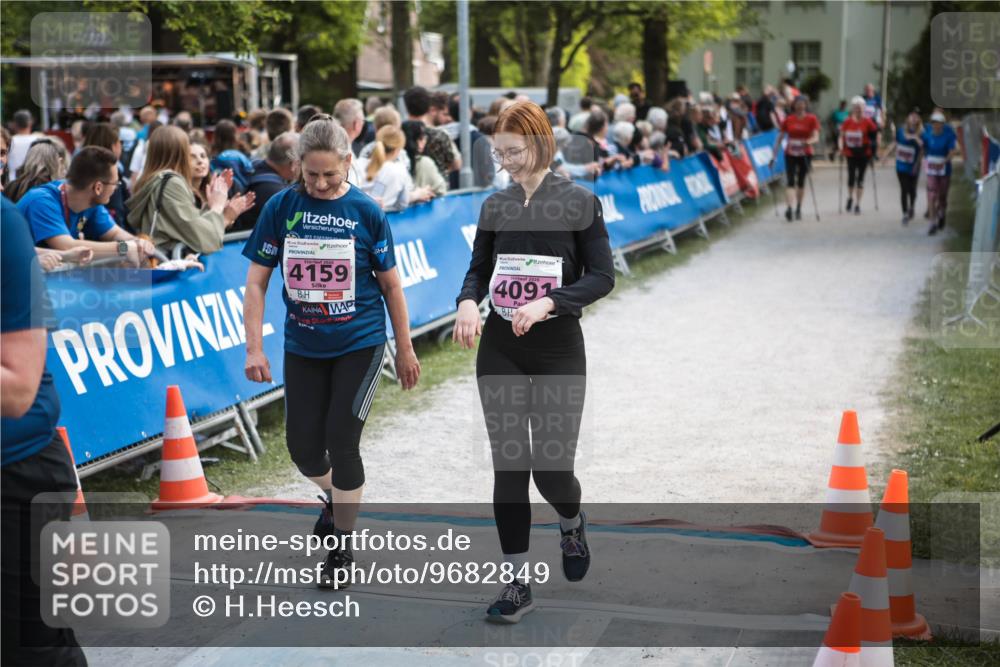 09.05.2026 - Störlauf H.Heesch http://msf.ph/oto/9682849 09.05.2026 18:14:45 Ziel 2026, 4159, 4091 meine-sportfotos.de