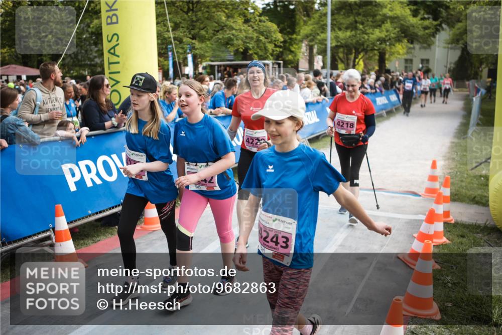 09.05.2026 - Störlauf H.Heesch http://msf.ph/oto/9682863 09.05.2026 18:14:57 Ziel 2026, 243, 4218 meine-sportfotos.de