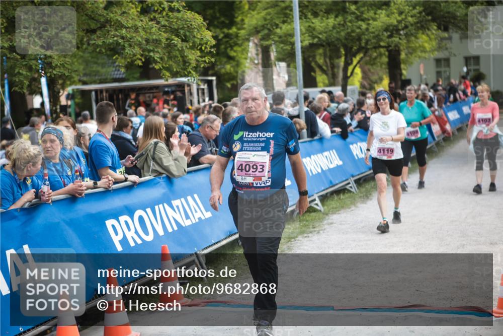 09.05.2026 - Störlauf H.Heesch http://msf.ph/oto/9682868 09.05.2026 18:15:05 Ziel 4093, 4119, 4108, 4107 meine-sportfotos.de