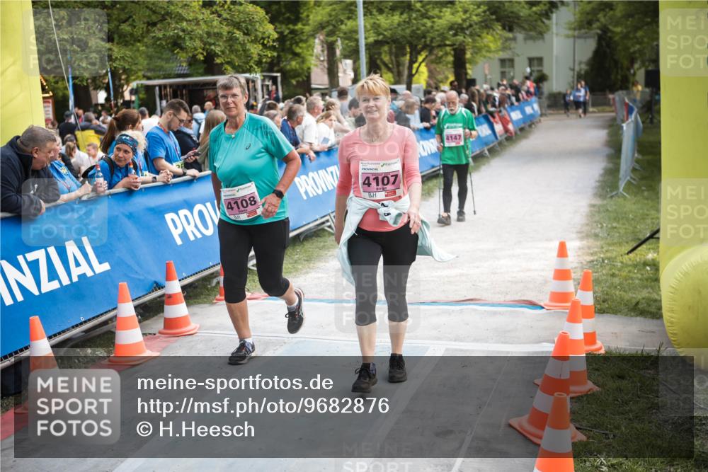 09.05.2026 - Störlauf H.Heesch http://msf.ph/oto/9682876 09.05.2026 18:15:11 Ziel 4108, 4107, 4147 meine-sportfotos.de