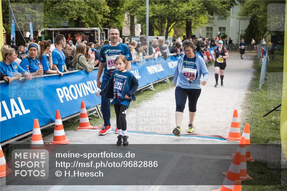 09.05.2026 - Störlauf H.Heesch http://msf.ph/oto/9682886 09.05.2026 18:15:32 Ziel 416, 4238, 2670 meine-sportfotos.de
