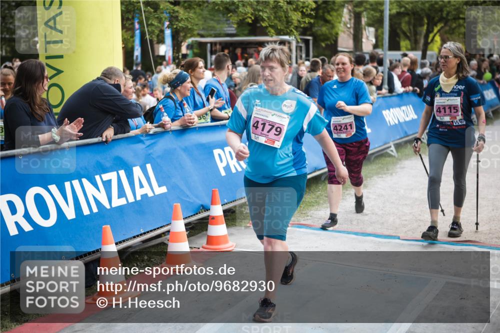 09.05.2026 - Störlauf H.Heesch http://msf.ph/oto/9682930 09.05.2026 18:16:33 Ziel 4179, 4241, 4115 meine-sportfotos.de