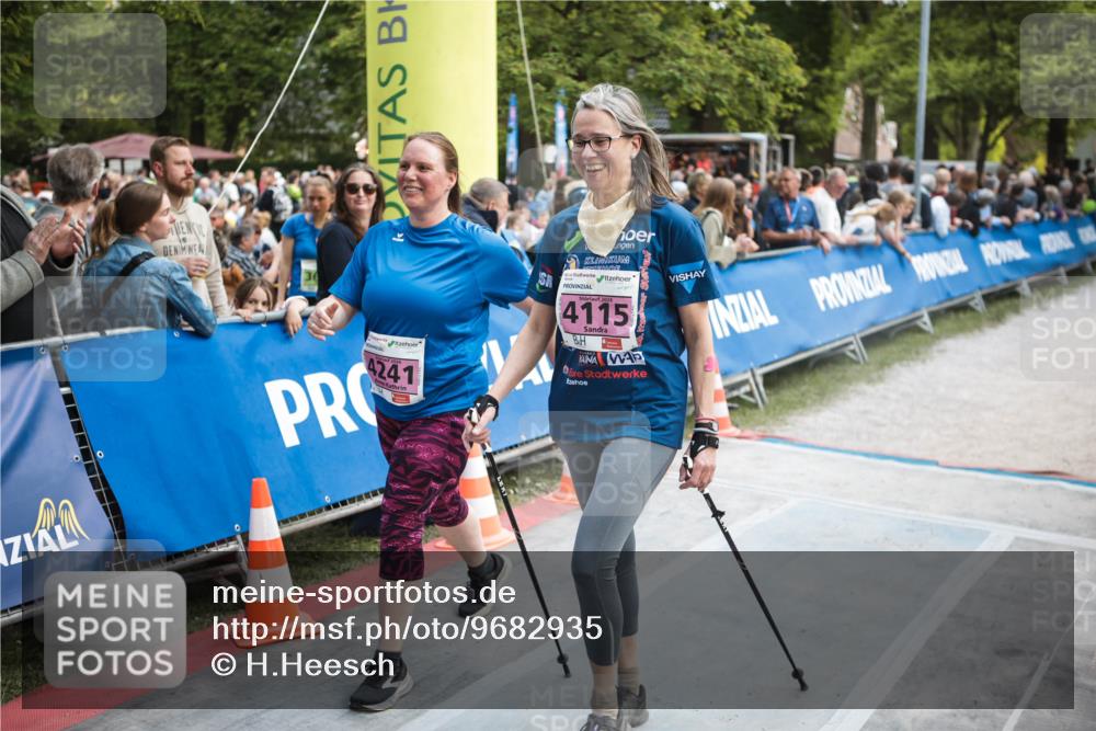 09.05.2026 - Störlauf H.Heesch http://msf.ph/oto/9682935 09.05.2026 18:16:35 Ziel 4241, 4115 meine-sportfotos.de