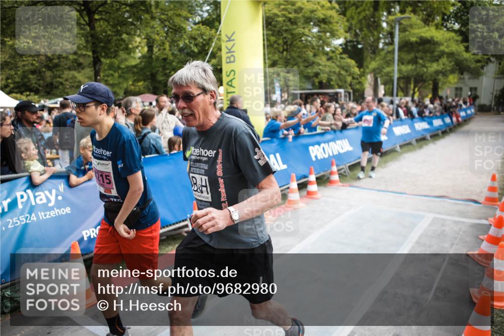 09.05.2026 - Störlauf H.Heesch http://msf.ph/oto/9682980 09.05.2026 18:18:01 Ziel 25524, 215, 5, 2 meine-sportfotos.de