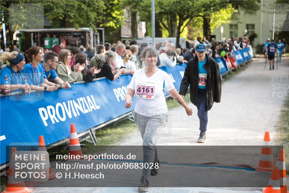 09.05.2026 - Störlauf H.Heesch http://msf.ph/oto/9683028 09.05.2026 18:19:41 Ziel 4161, 767, 169 meine-sportfotos.de