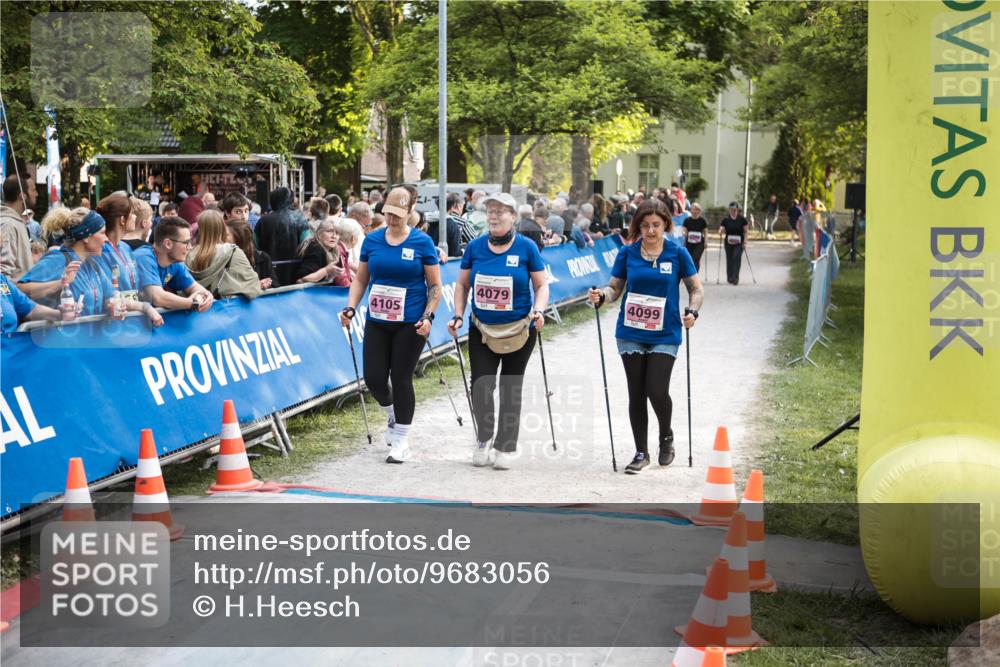 09.05.2026 - Störlauf H.Heesch http://msf.ph/oto/9683056 09.05.2026 18:20:49 Ziel 4079, 4105, 4099 meine-sportfotos.de