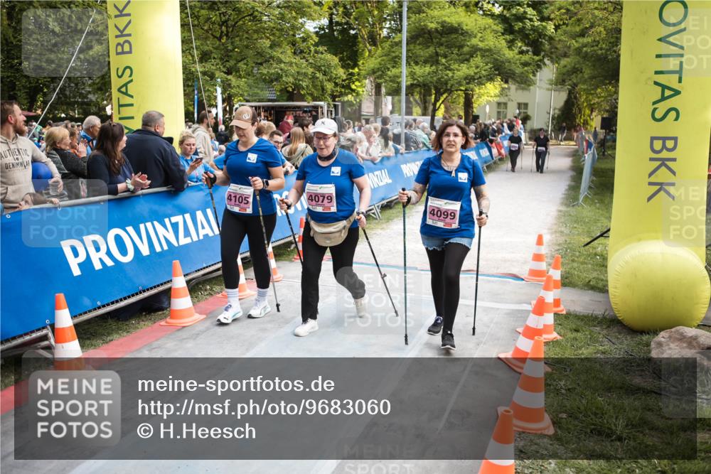 09.05.2026 - Störlauf H.Heesch http://msf.ph/oto/9683060 09.05.2026 18:20:51 Ziel 4105, 4079, 4099 meine-sportfotos.de