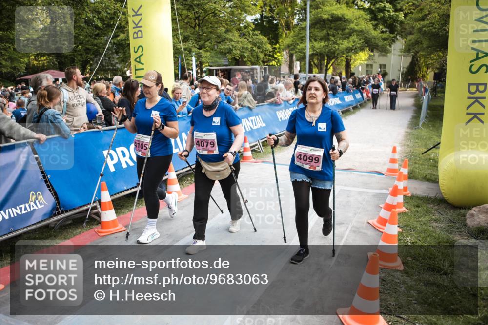 09.05.2026 - Störlauf H.Heesch http://msf.ph/oto/9683063 09.05.2026 18:20:52 Ziel 4105, 4079, 4099 meine-sportfotos.de
